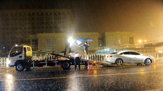 北京暴雨又双叒叕来了 城市再迎考验